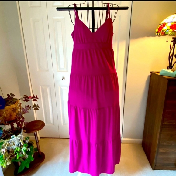 Summer maxi dress with adjustable spaghetti straps - Picture 1 of 7